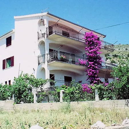 Bacic Hr Apartment *