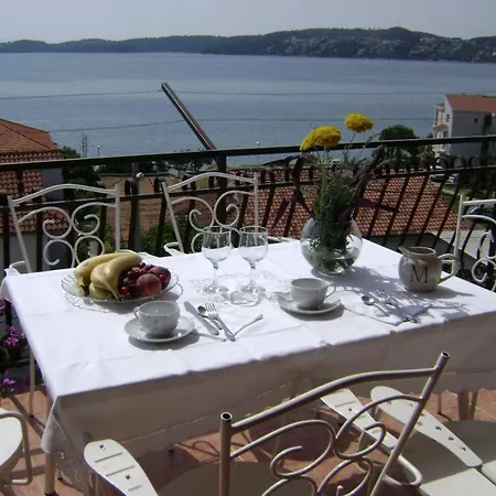 Apartment Bacic Hr